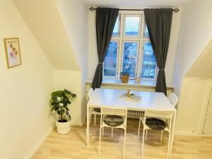 Fotografie z fotogalerie ubytování aday - Randers Elegant and Trendy Apartment v destinaci Randers