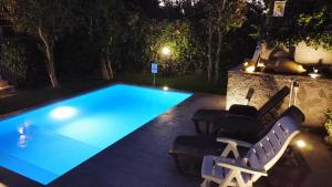 Bazén v ubytovaní Il giardino dell'Etna alebo v jeho blízkosti