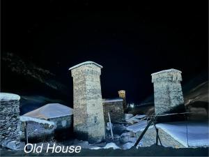 Mynd úr myndasafni af Old House í Ushguli
