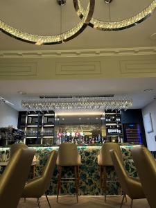 Lounge nebo bar v ubytování Philharmonic Hotel