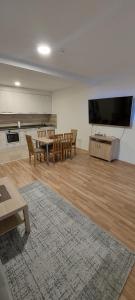 Kuchyň nebo kuchyňský kout v ubytování Apartmani & SPA Matin Breg