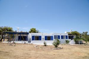 The building in which the holiday home is located