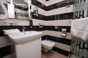 Bilik mandi di Union Hotel Prague