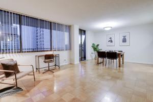 Gallery image of Quiet Apt with Excellent Amenities @Crystal City in Arlington