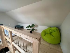 Posedenie v ubytovaní M3 Mád