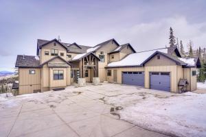 Budova, kde se prázdninový dům nachází