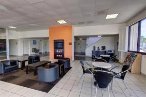 Motel 6-Houston, TX - Hobby