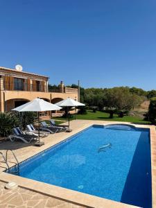 Басейн в Villa with 50m2 pool close to Golf Vall dOr and Portocolom або поблизу