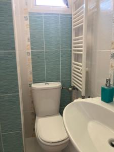 A bathroom at Small apartment, great view!