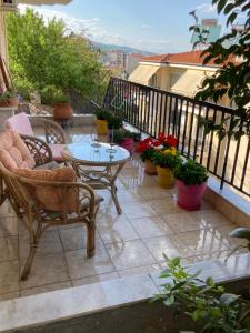 A balcony or terrace at Small apartment, great view!