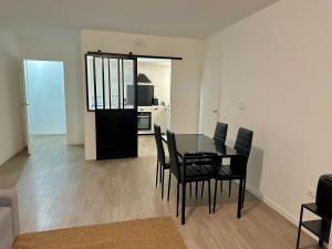 Fotografia z galérie ubytovania T3 65 m2 avec parking 15 mns Paris by immo kit bnb v destinácii Gagny