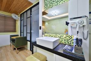 Dapur atau dapur kecil di G&G Hotel