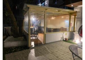 Khu vực ghế ngồi tại Mountain Glow