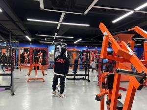 Spordikeskus ja/või sportimisvõimalused majutusasutuses Annie 公寓-2602