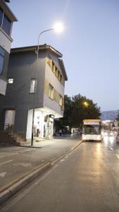 Fotografie z fotogalerie ubytování 2 single Bedroom Tirana v destinaci Tirana