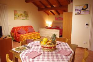 Postel nebo postele na pokoji v ubytování Agriturismo La Casa Del Mandorlo