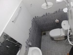 Ванная комната в The Peak Residence