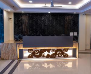 Vstupní hala nebo recepce v ubytování HOTEL YASH PALACE Near IGI Airport
