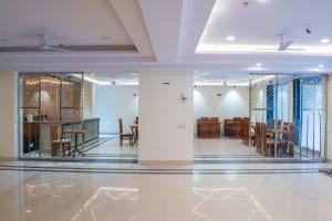 Posezení v ubytování HOTEL YASH PALACE Near IGI Airport