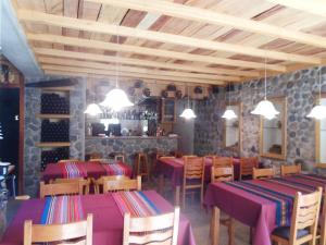 Restaurace v ubytování Posada El Castillo