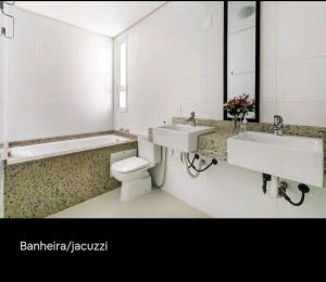ภาพในคลังภาพของ Duplex vista para o mar na praia dos Açores ในฟลอเรียนอโปลิส