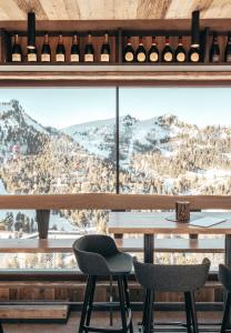 Nespecifikovaný výhled na hory nebo výhled na hory při pohledu z hotelu