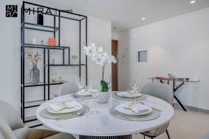 Fotografie z fotogalerie ubytování Mira Holiday Homes - Newly 1 bedroom in Downtown v Dubaji