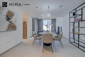 Posezení v ubytování Mira Holiday Homes - Newly 1 bedroom in Downtown