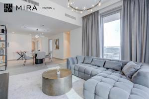 Posezení v ubytování Mira Holiday Homes - Newly 1 bedroom in Downtown