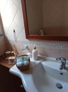 Koupelna v ubytování Casa di Peppe o'Biond