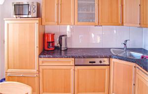Kuchnia lub aneks kuchenny w obiekcie Schoene Ferienwohnung - Pfunds