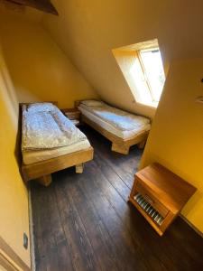 Postel nebo postele na pokoji v ubytování Salu Jahimaja