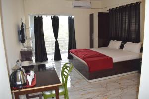 Hotel Soft Petal客房内的一张或多张床位