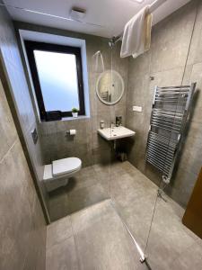 Koupelna v ubytování Apartmán u Ričiho-Snowland Valčianska dolina