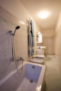Kylpyhuone majoituspaikassa Casa Vacanza LERA