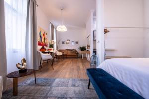Posteľ alebo postele v izbe v ubytovaní Modern Downtown APT - renovated, on ideal location