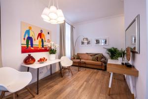 Posedenie v ubytovaní Modern Downtown APT - renovated, on ideal location