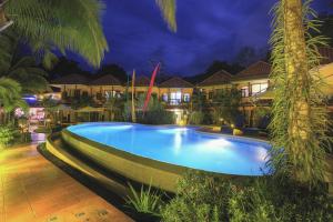 Swimming pool sa o malapit sa Hotel Cuna del Angel