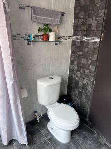 Kylpyhuone majoituspaikassa Casa Matamoros