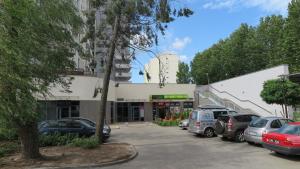 Budova, v ktorej sa apartmán nachádza