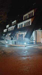 Tòa nhà nơi căn hộ tọa lạc