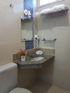 Ένα μπάνιο στο Hotel Minastur