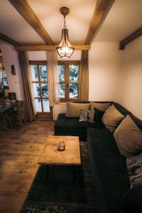 A seating area at Vila Bajka