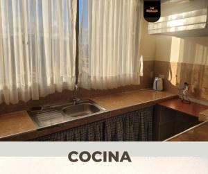 Η κουζίνα ή μικρή κουζίνα στο Amplio Departamento con terraza