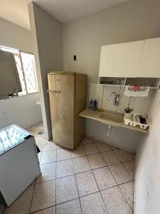 Köök või kööginurk majutusasutuses Apart 3 quartos Fernaodias