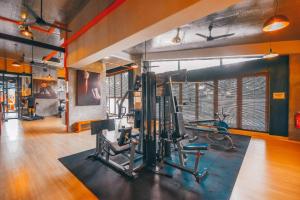 Фитнес център и/или фитнес съоражения в Zen Leisure House @mount austin tebrau Ikea