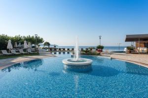 Bazén v ubytování Cretan Dream Resort & Spa nebo v jeho okolí