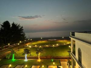 Imagen de la galería de Aqualina, en Bhogwe 101 fotos más