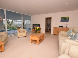 O zonă de relaxare la 3 Bed in Bideford BYBUR