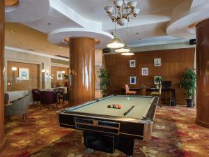 Biliár nebo kulečník v ubytování Park Inn by Radisson Shanghai Downtown